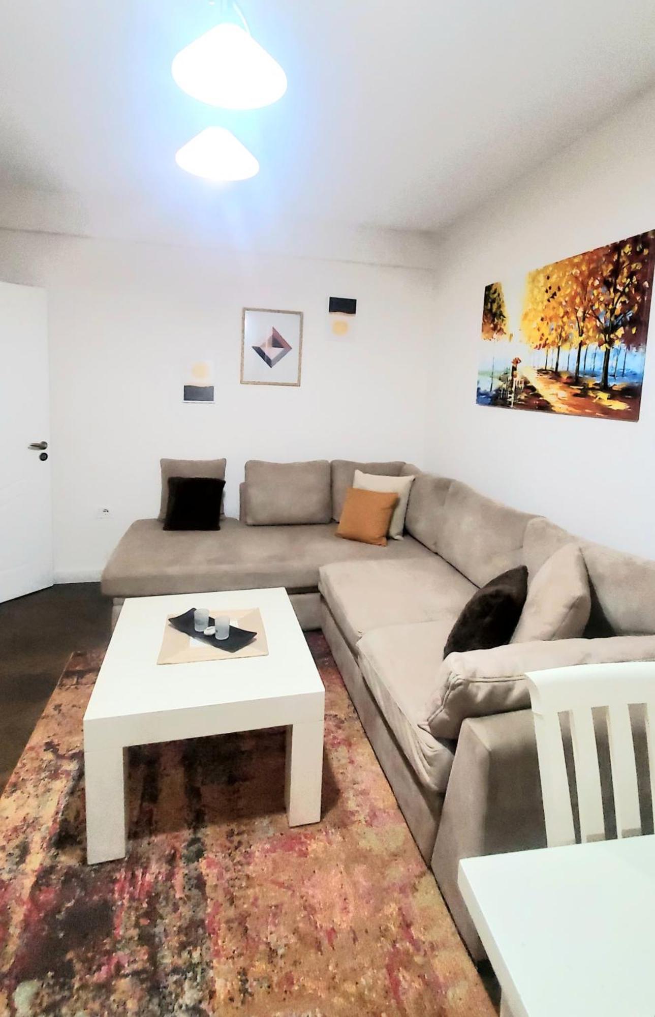 Tulips Central - Entire Apartment Tiranë Eksteriør bilde